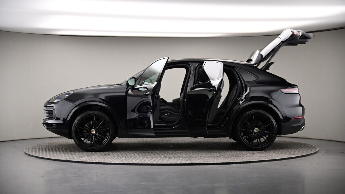 Used Porsche Cayenne 2019 for sale - 76430650: Photo 51