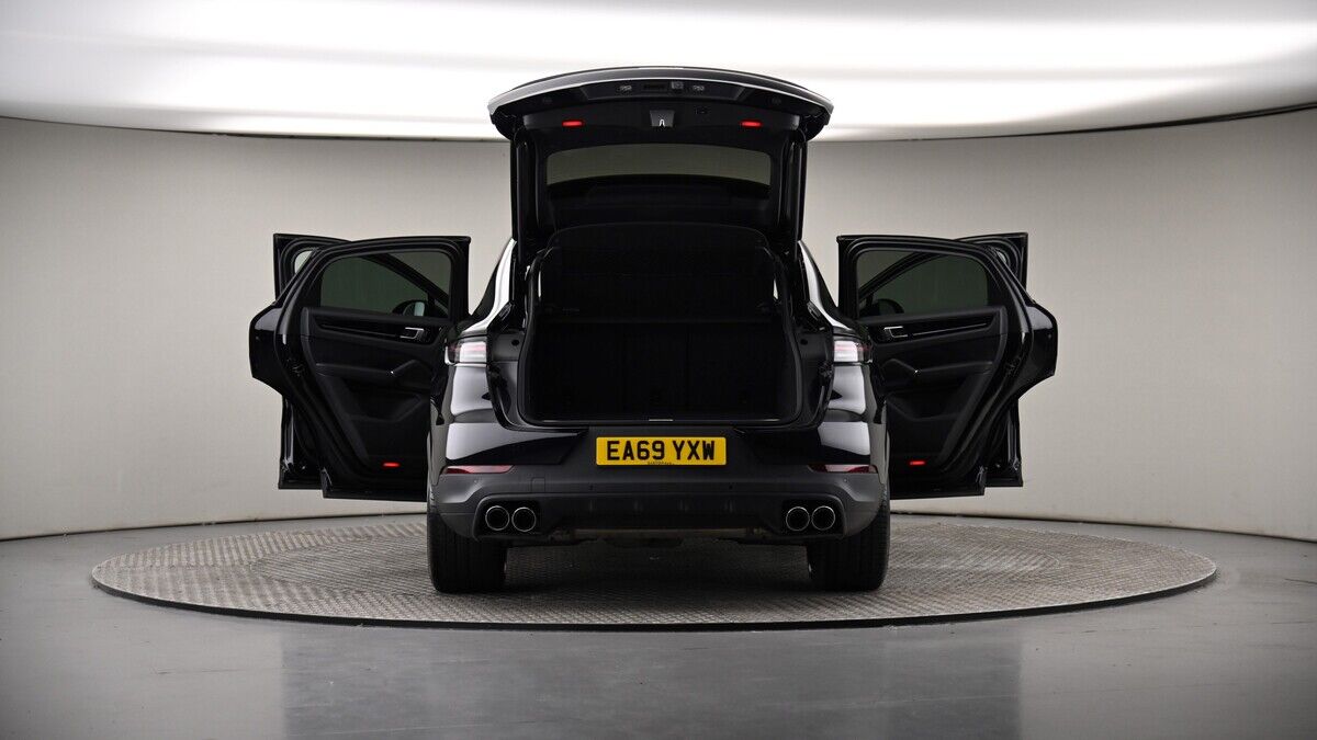 Used Porsche Cayenne 2019 for sale - 76430650: Photo 54