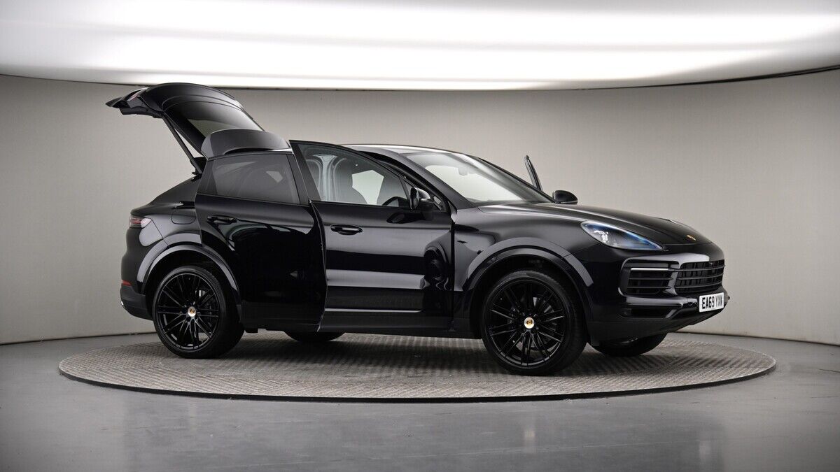 Used Porsche Cayenne 2019 for sale - 76430650: Photo 60