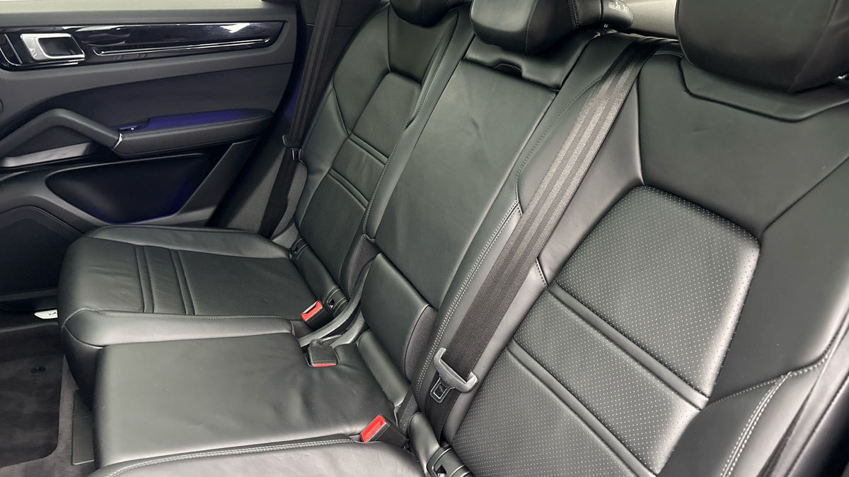 Used Porsche Cayenne 2019 for sale - 76430650: Photo 8