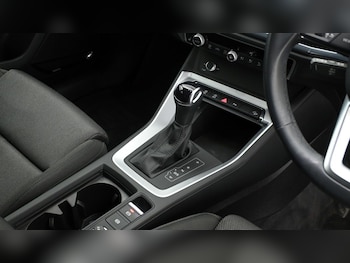 Used Audi Q3 2023 for sale - 75288069: Photo