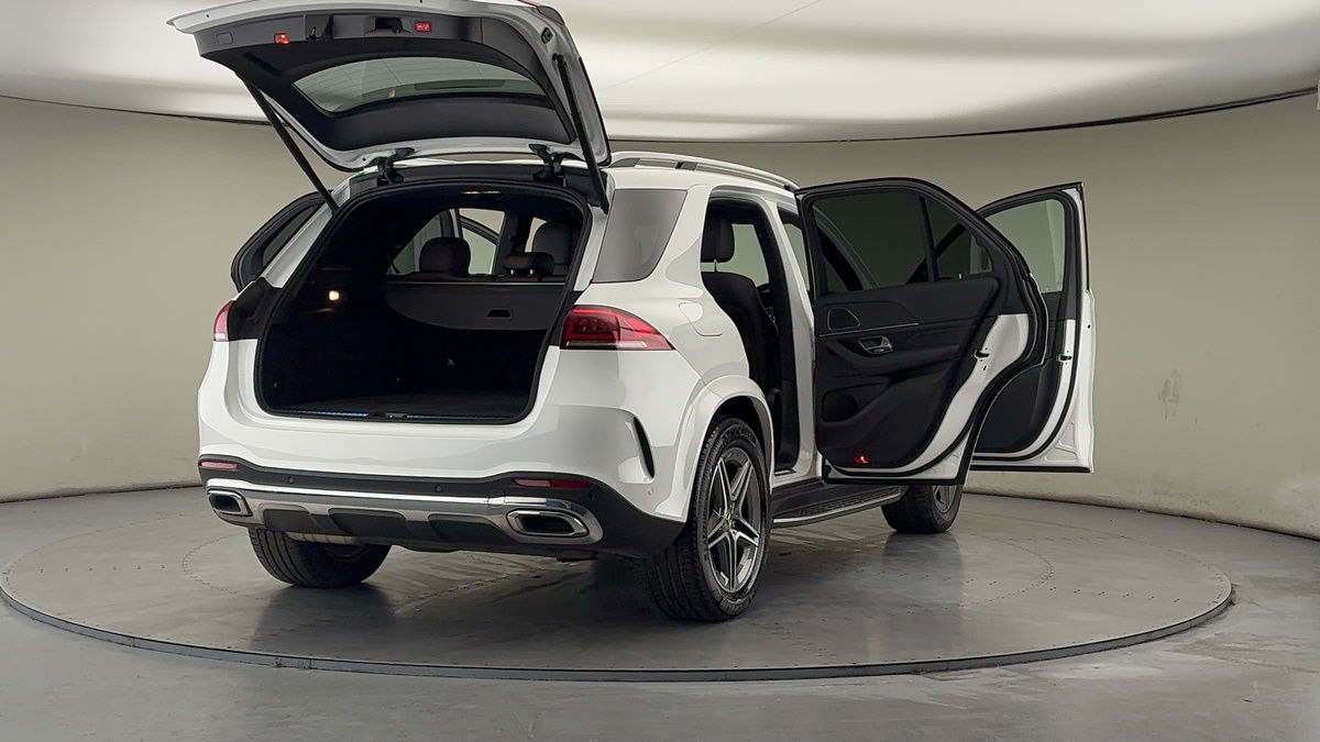 Used Mercedes-Benz GLE 2022 for sale - 77720875: Photo 60