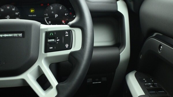 Used Land Rover Defender 110 2024 for sale - 74092876: Photo 16