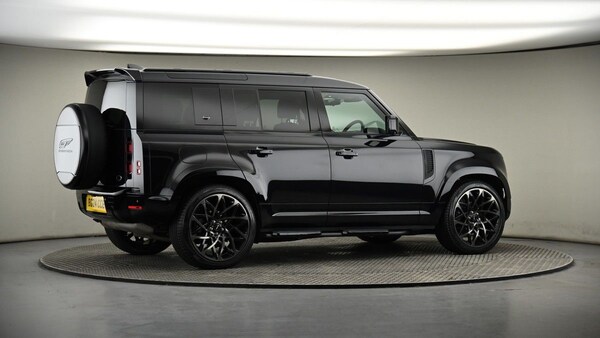 Used Land Rover Defender 110 2024 for sale - 74092876: Photo 41