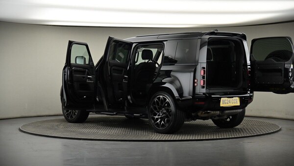Used Land Rover Defender 110 2024 for sale - 74092876: Photo 53