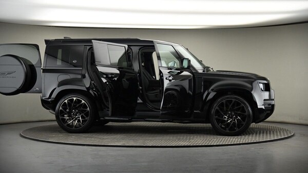 Used Land Rover Defender 110 2024 for sale - 74092876: Photo 59