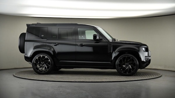 Used Land Rover Defender 110 2024 for sale - 74092876: Photo 66