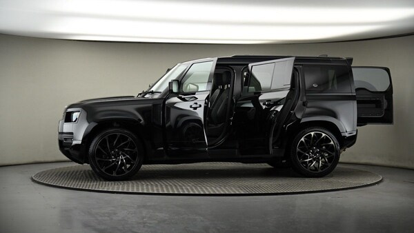 Used Land Rover Defender 110 2024 for sale - 74092876: Photo 73