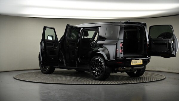 Used Land Rover Defender 110 2024 for sale - 74092876: Photo 76