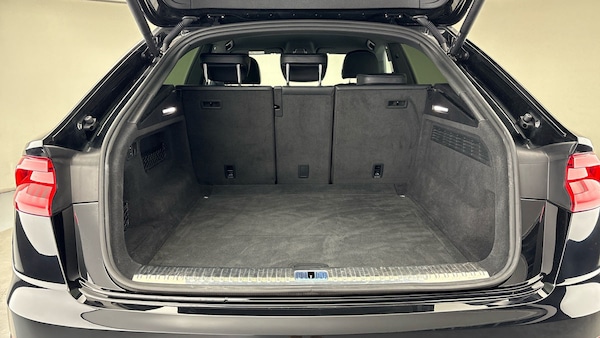 Used Audi Q8 2022 for sale - 75987117: Photo 11