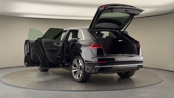 Used Audi Q8 2022 for sale - 75987117: Photo 23