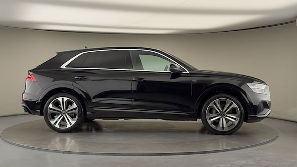 Used Audi Q8 2022 for sale - 75987117: Photo 36