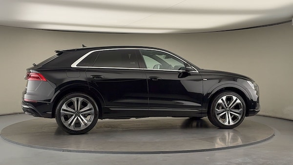Used Audi Q8 2022 for sale - 75987117: Photo 37