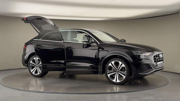 Used Audi Q8 2022 for sale - 75987117: Photo 54