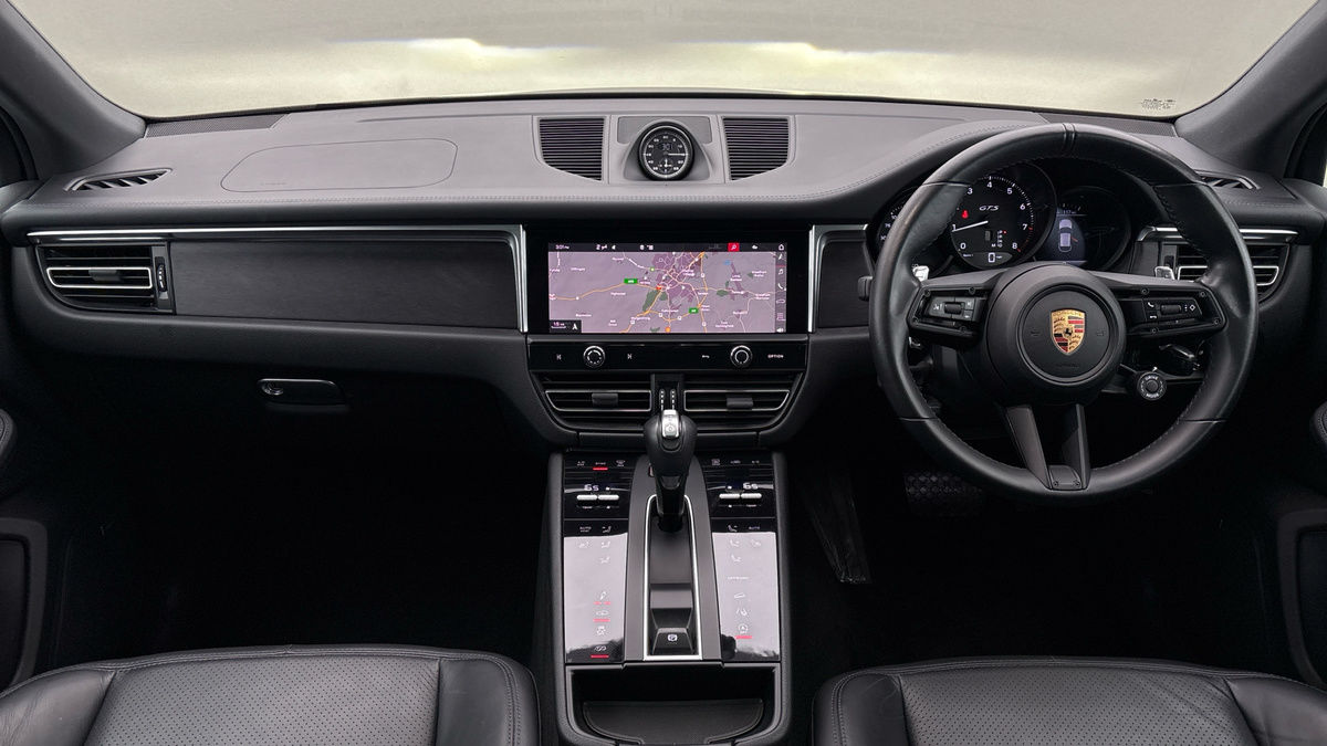 Used Porsche Macan 2021 for sale - 77189048: Photo 12