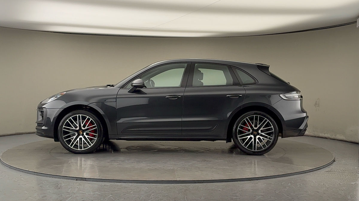 Used Porsche Macan 2021 for sale - 77189048: Photo 15