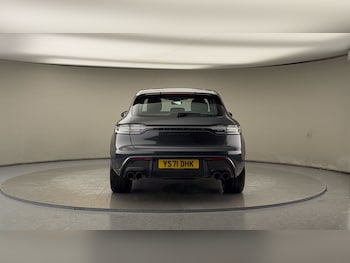 Used Porsche Macan 2021 for sale - 77189048: Photo