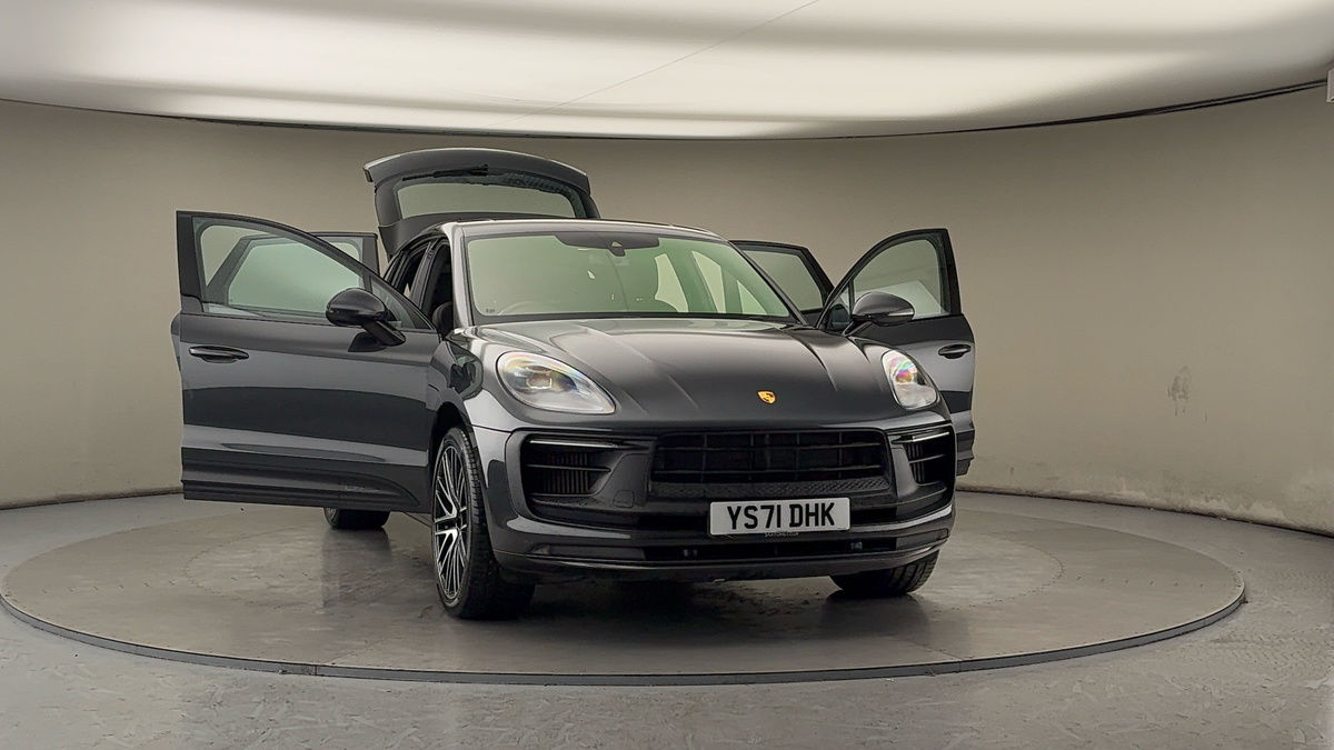 Used Porsche Macan 2021 for sale - 77189048: Photo 55