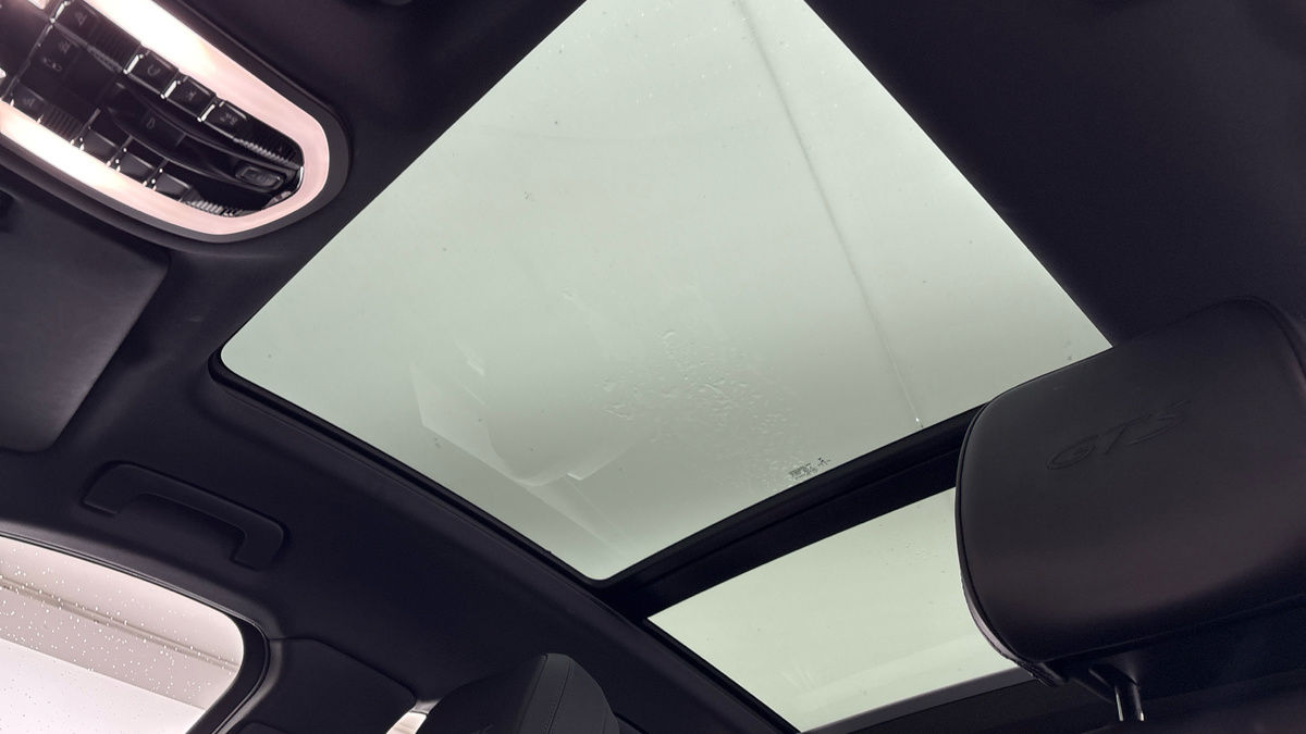 Used Porsche Macan 2021 for sale - 77189048: Photo 6