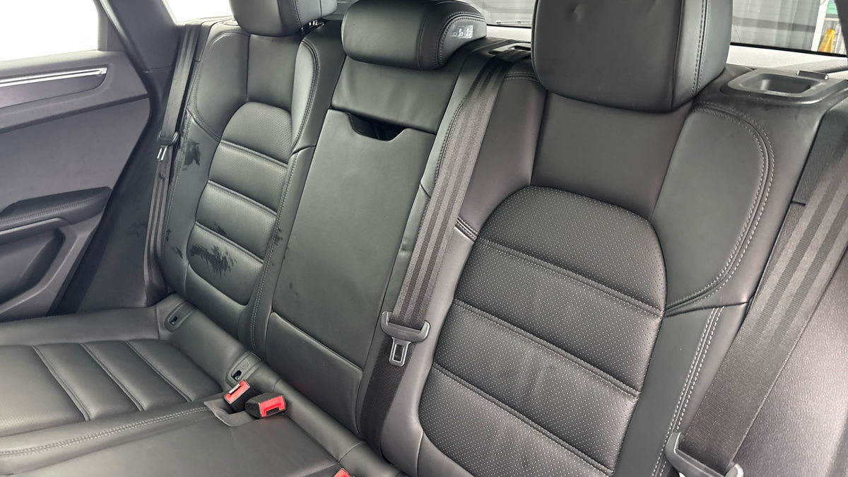 Used Porsche Macan 2021 for sale - 77189048: Photo 8