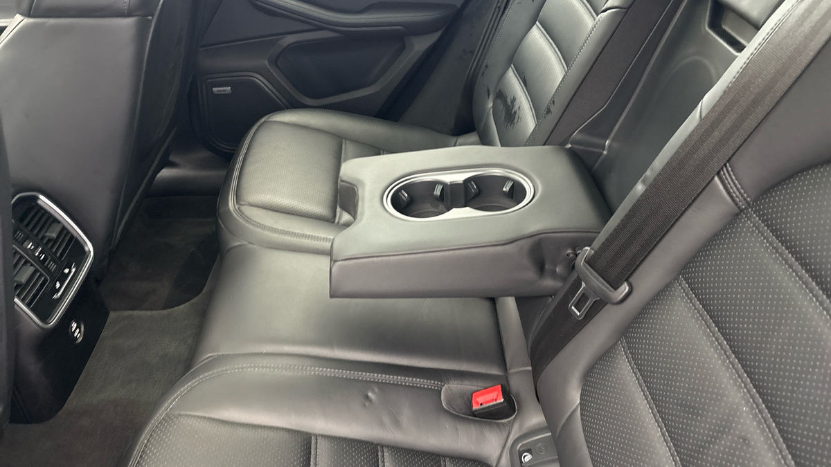 Used Porsche Macan 2021 for sale - 77189048: Photo 9