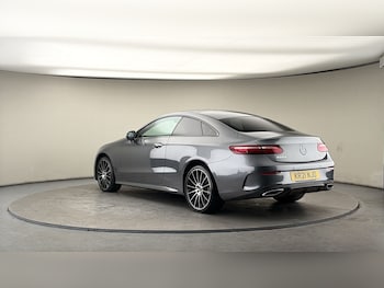 Used Mercedes-Benz E Class 2021 for sale - 77953668: Photo