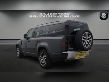 Used Land Rover Defender 130 2022 for sale - 77766121: Photo