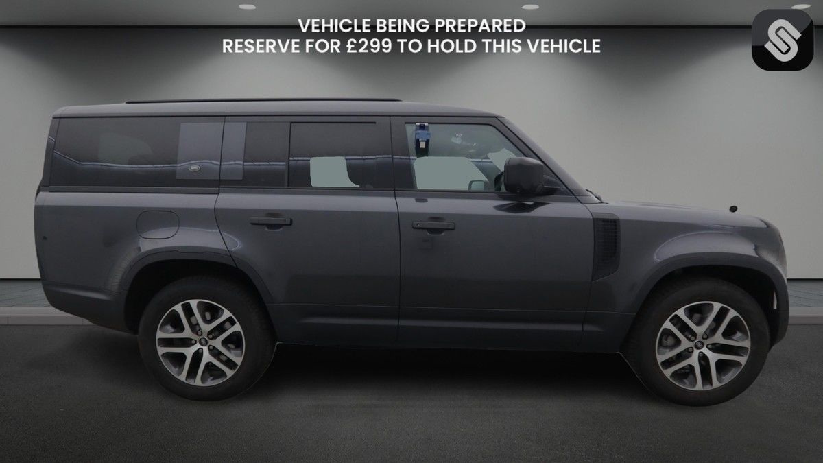 Used Land Rover Defender 130 2022 for sale - 77766121: Photo 5