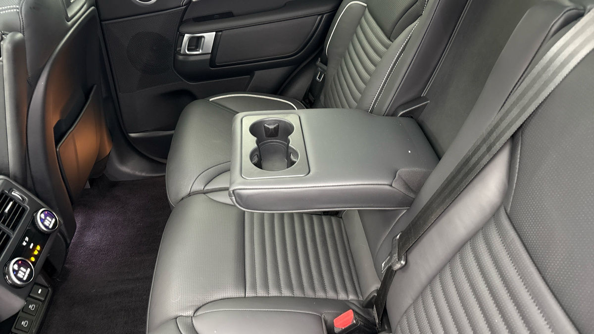 Used Land Rover Discovery 2021 for sale - 76924139: Photo 9