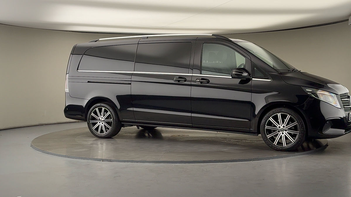 Used Mercedes-Benz V-Class 2024 for sale - 76119525: Photo 36