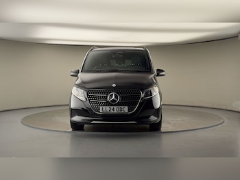 Used Mercedes-Benz V-Class 2024 for sale - 76119525: Photo