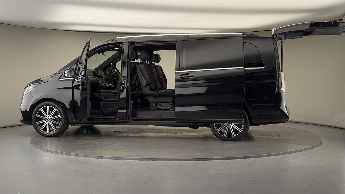 Used Mercedes-Benz V-Class 2024 for sale - 76119525: Photo 47