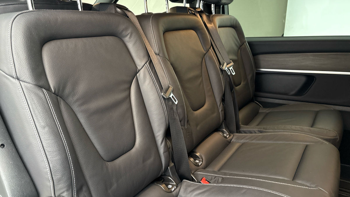 Used Mercedes-Benz V-Class 2024 for sale - 76119525: Photo 9