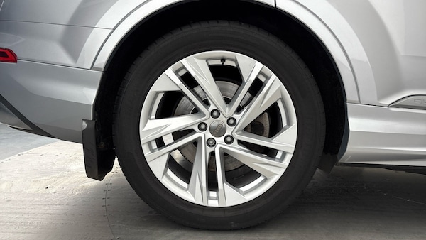 Used Audi Q7 2020 for sale - 76106450: Photo 10