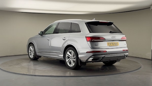 Used Audi Q7 2020 for sale - 76106450: Photo 2