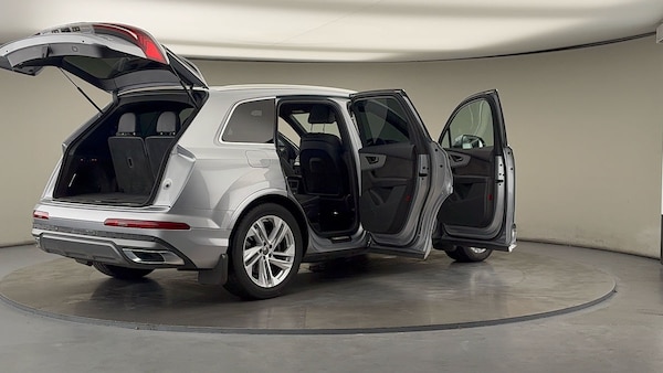 Used Audi Q7 2020 for sale - 76106450: Photo 59