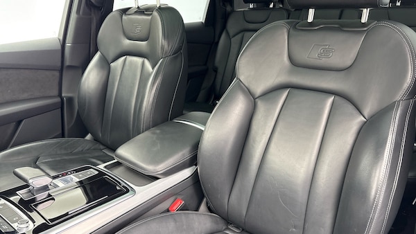 Used Audi Q7 2020 for sale - 76106450: Photo 7