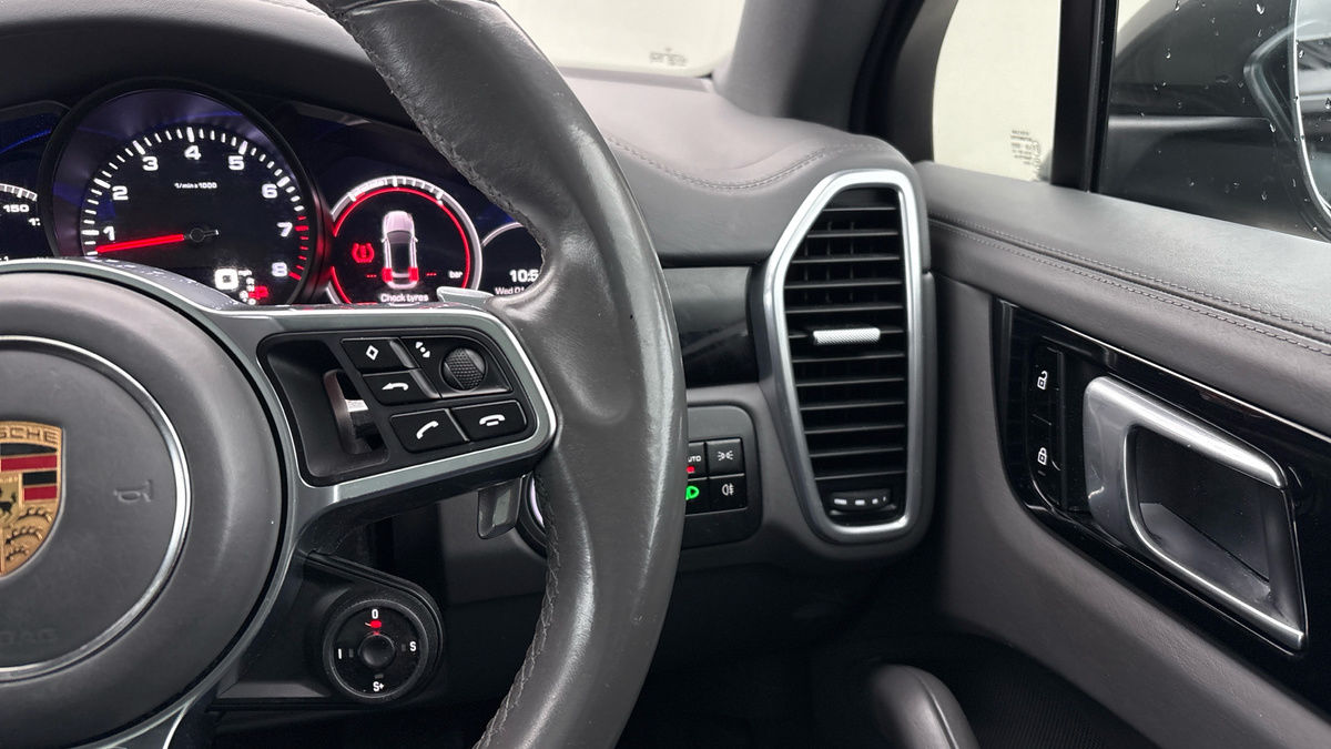 Used Porsche Cayenne 2019 for sale - 75833380: Photo 14