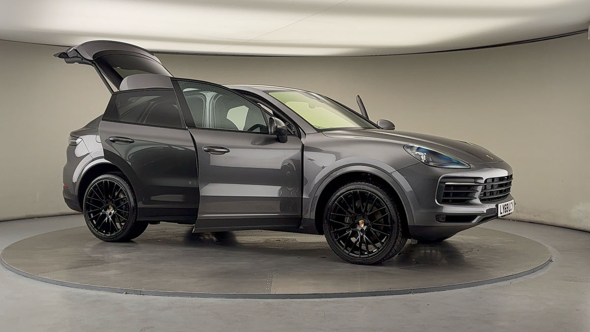 Used Porsche Cayenne 2019 for sale - 75833380: Photo 56
