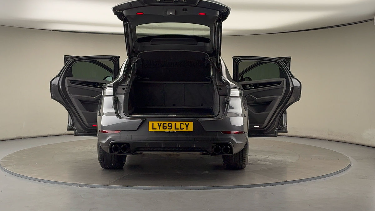 Used Porsche Cayenne 2019 for sale - 75833380: Photo 62