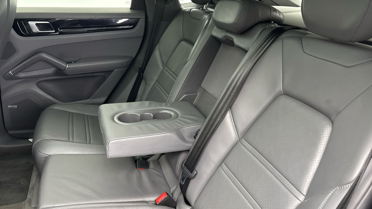 Used Porsche Cayenne 2019 for sale - 75833380: Photo 9