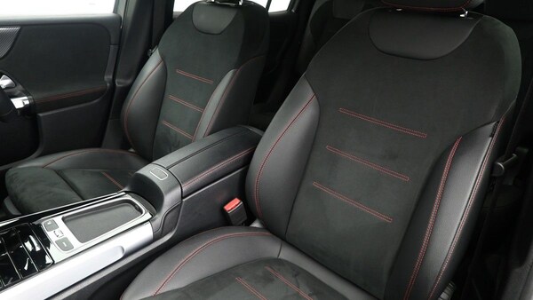 Used Mercedes-Benz GLB 2024 for sale - 75336949: Photo 3
