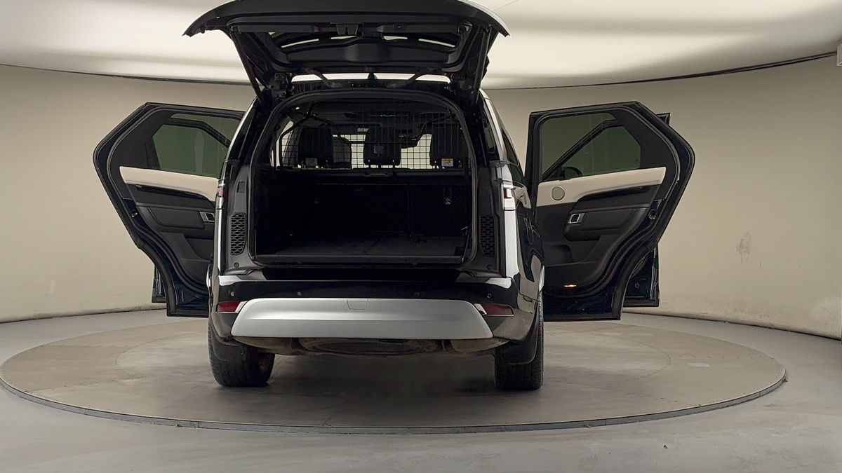 Used Land Rover Discovery 2023 for sale - 76962986: Photo 60