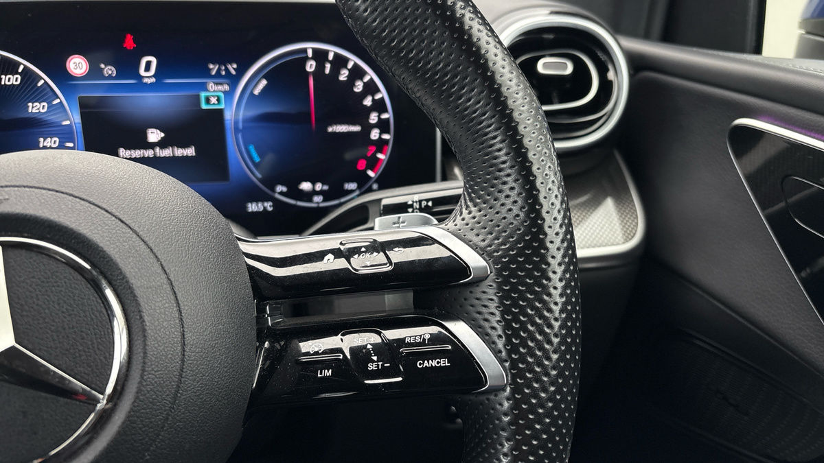 Used Mercedes-Benz GLC 2023 for sale - 76236451: Photo 14