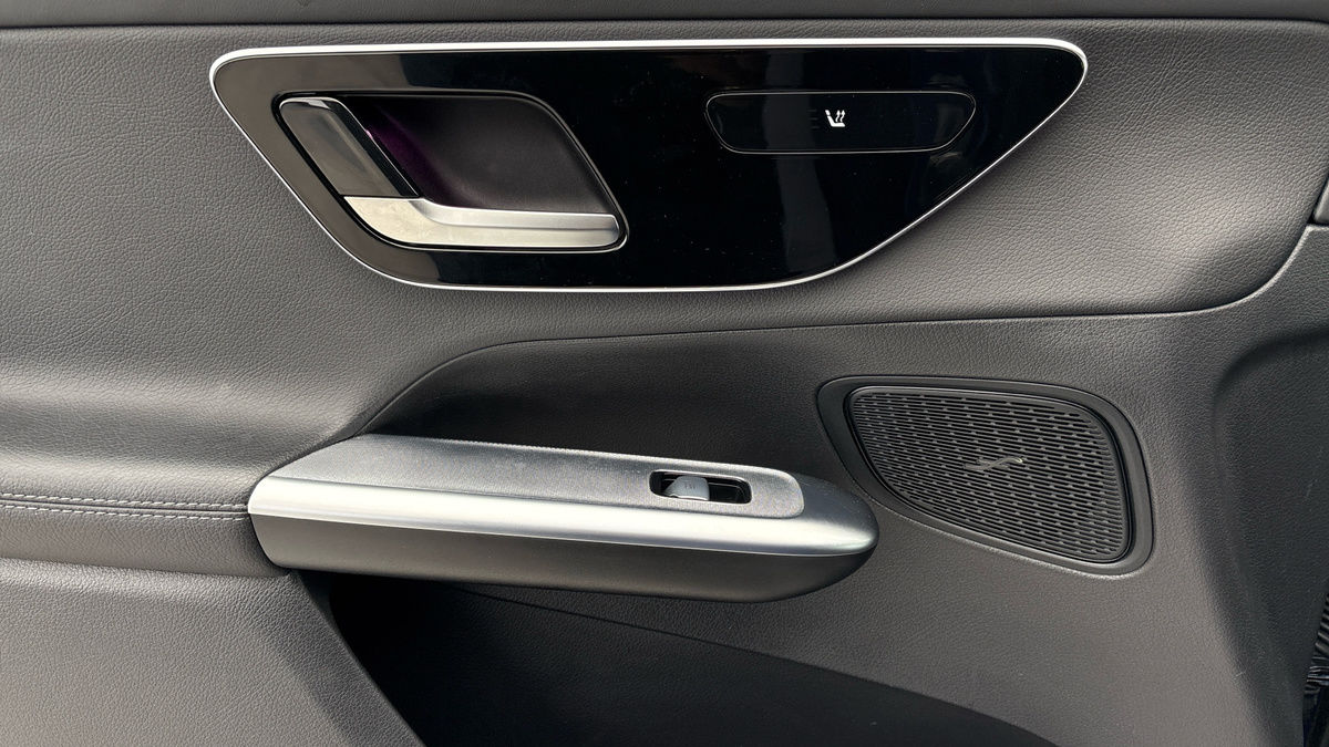 Used Mercedes-Benz GLC 2023 for sale - 76236451: Photo 19