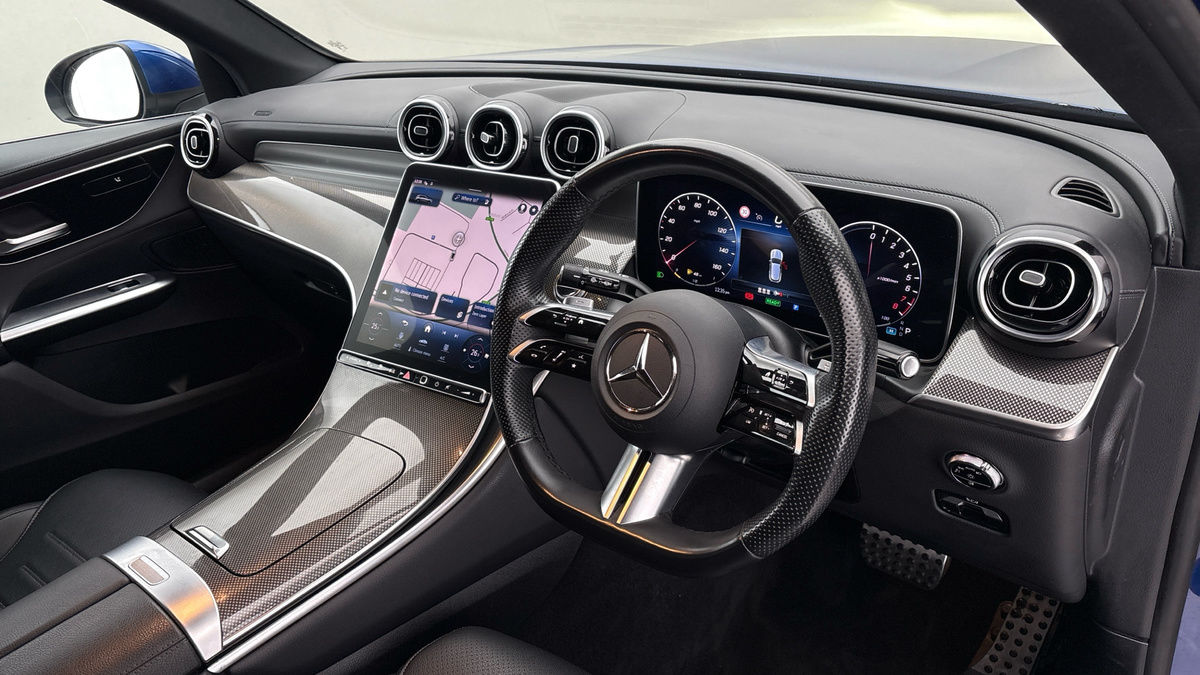 Used Mercedes-Benz GLC 2023 for sale - 76236451: Photo 5