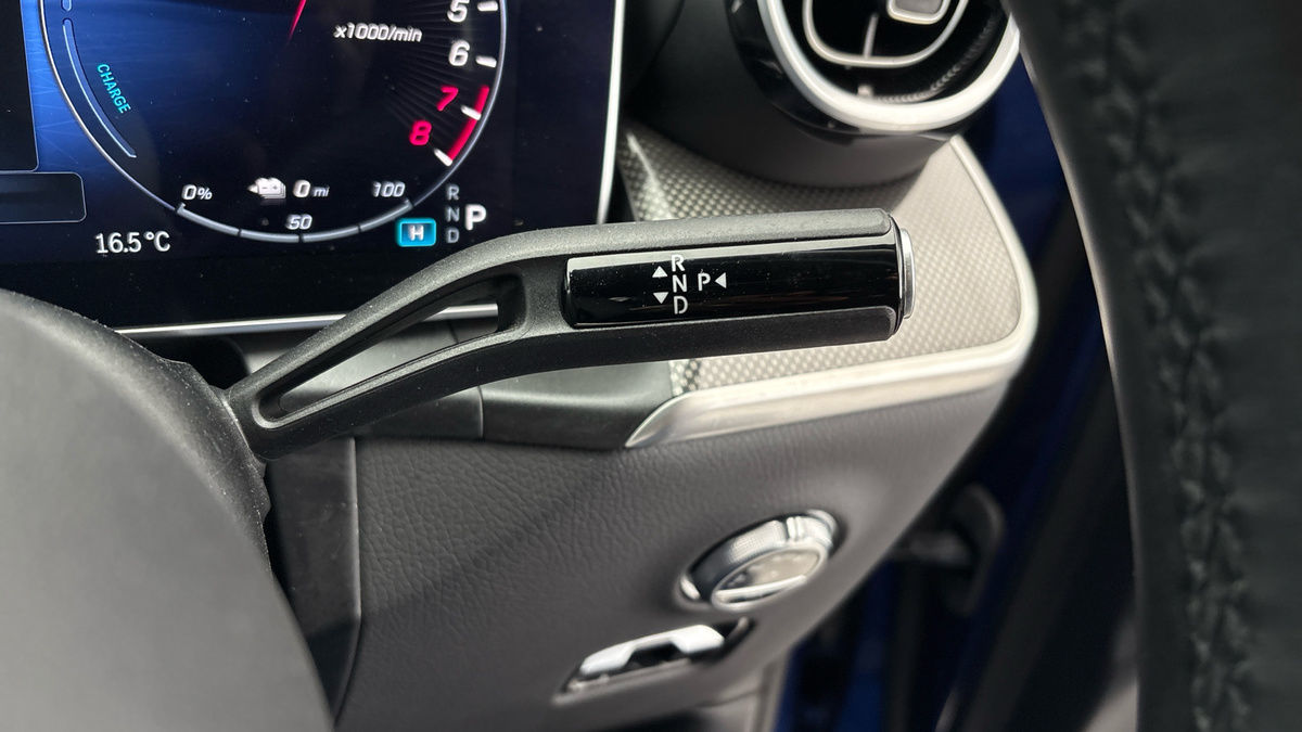 Used Mercedes-Benz GLC 2023 for sale - 76236451: Photo 6