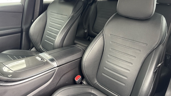 Used Mercedes-Benz GLC 2023 for sale - 76236451: Photo 7
