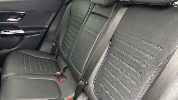 Used Mercedes-Benz GLC 2023 for sale - 76236451: Photo 8