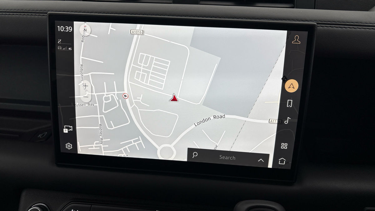 Used Land Rover Defender 110 2025 for sale - 76323894: Photo 17